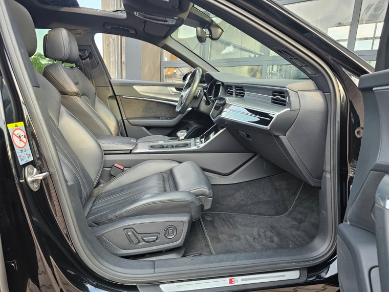 Vehicle Image 37