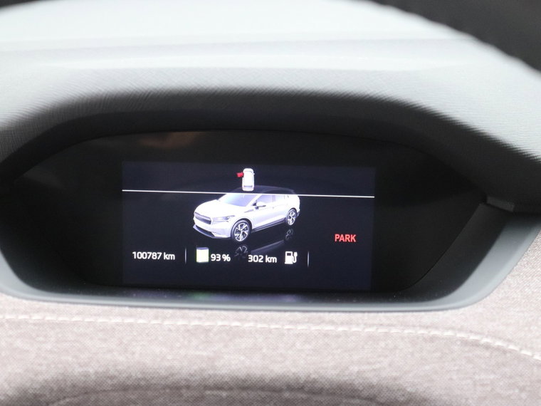 Vehicle Image 17