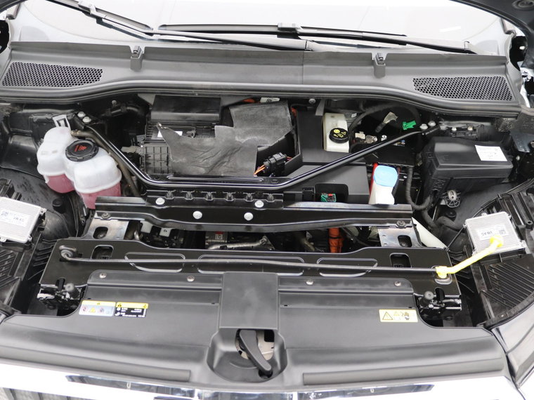 Vehicle Image 35