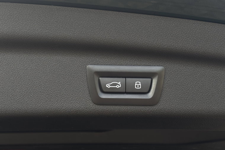 Vehicle Image 48