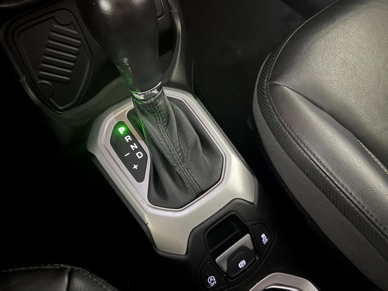 Vehicle Image 39