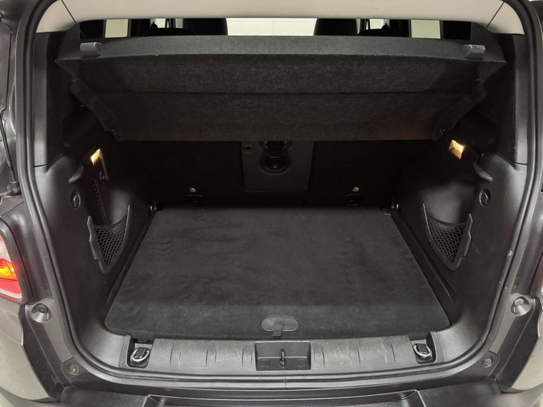Vehicle Image 42