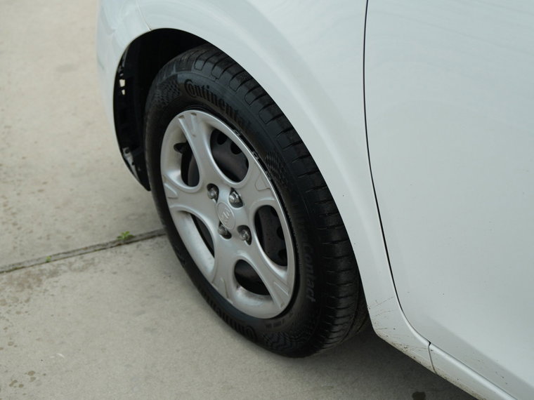 Vehicle Image 22
