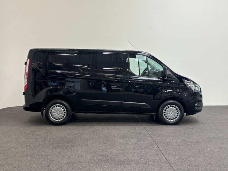 Vehicle Image 23