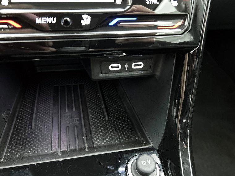 Vehicle Image 37