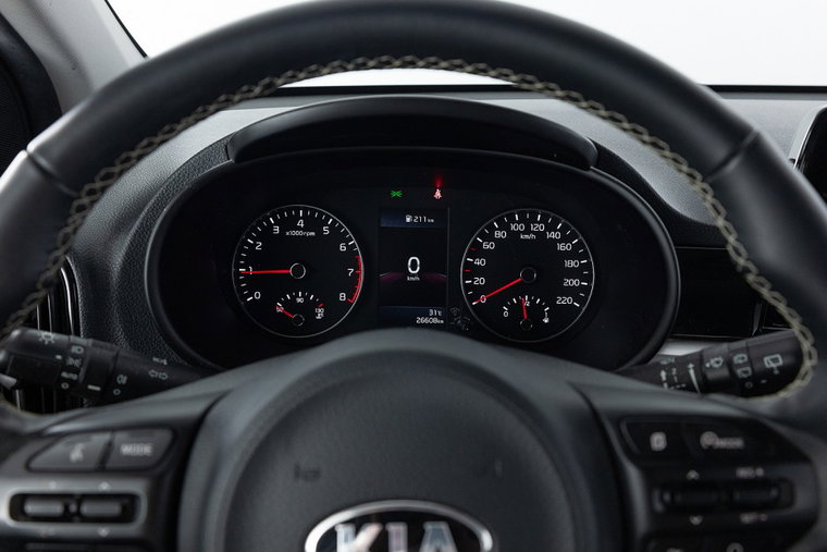 Vehicle Image 15