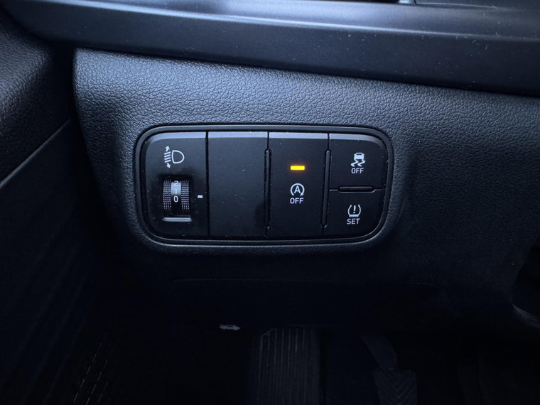 Vehicle Image 27