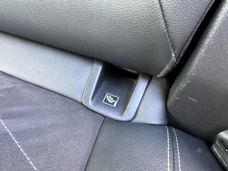 Vehicle Image 29