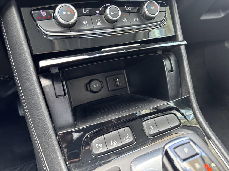 Vehicle Image 60