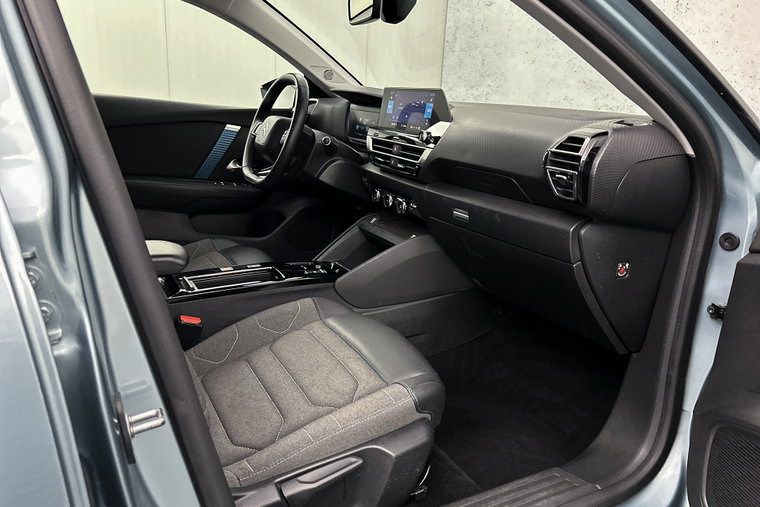 Vehicle Image 31