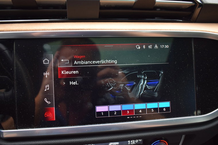 Vehicle Image 40