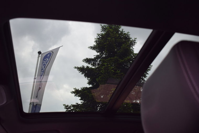 Vehicle Image 45