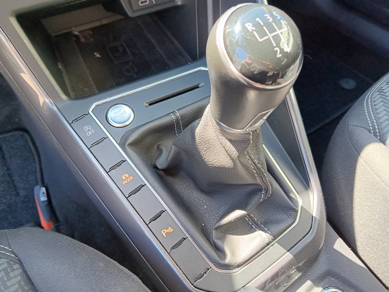 Vehicle Image 24