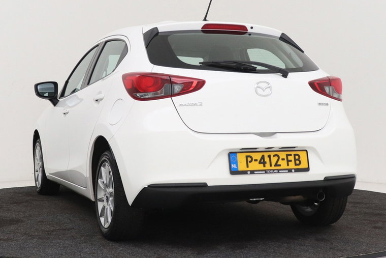 Vehicle Image 9