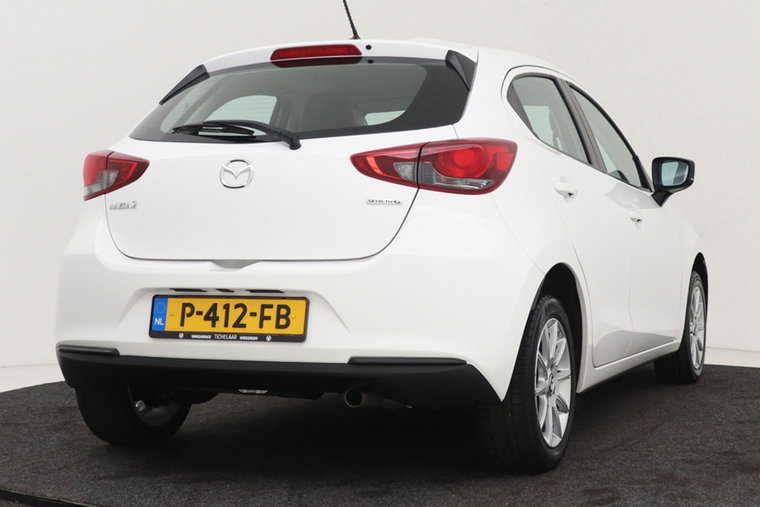 Vehicle Image 10