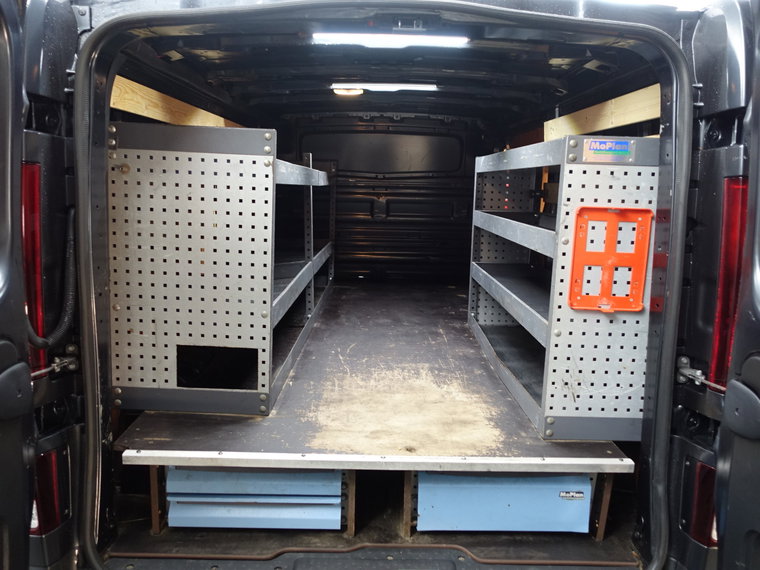 Vehicle Image 30