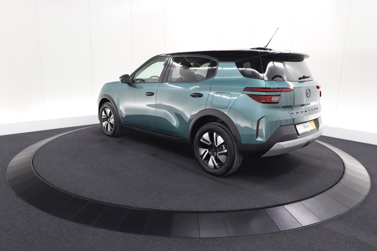 Vehicle Image 14