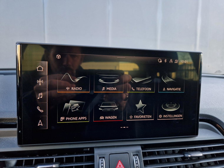 Vehicle Image 18