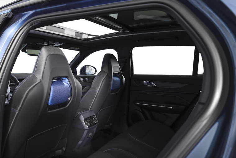 Vehicle Image 60