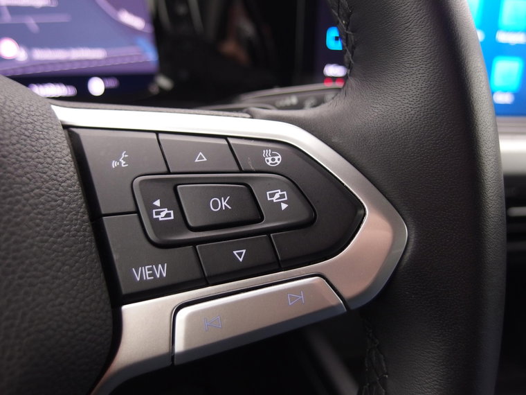 Vehicle Image 39