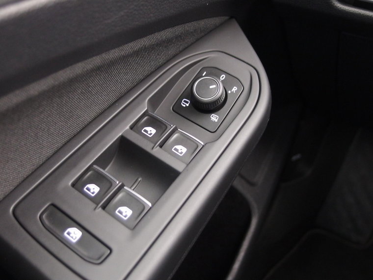 Vehicle Image 41