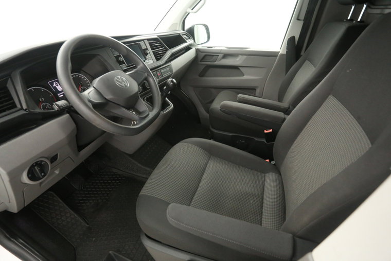 Vehicle Image 19