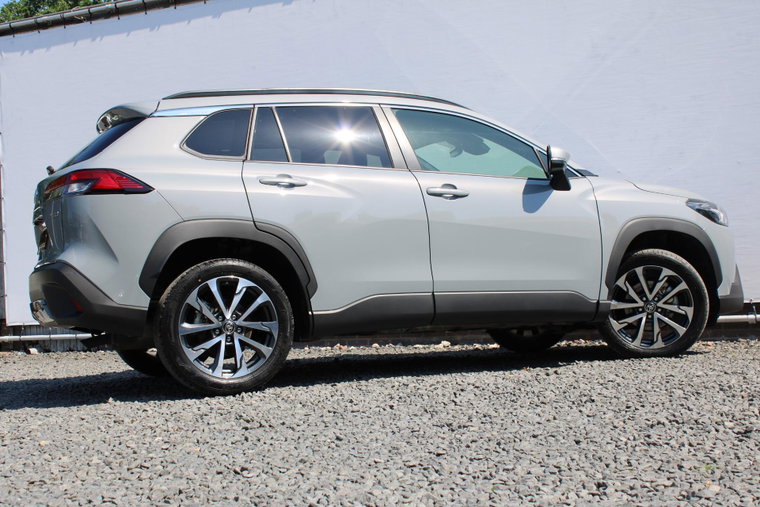 Vehicle Image 9