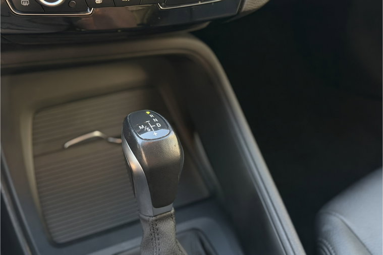 Vehicle Image 38