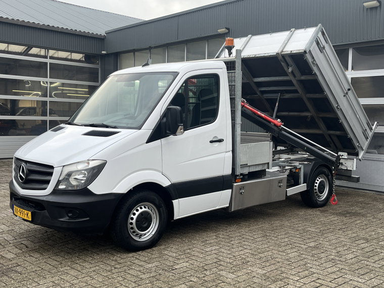 Vehicle Image 28