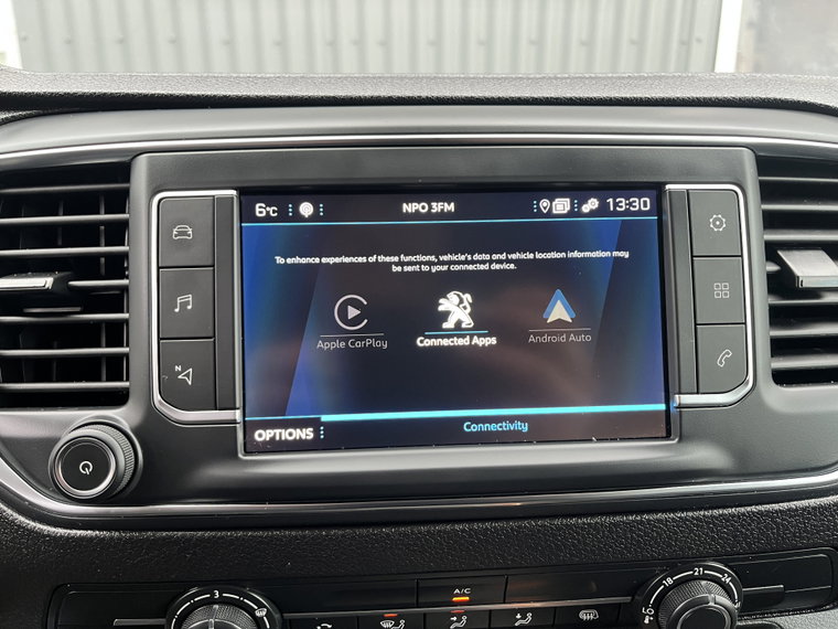 Vehicle Image 37