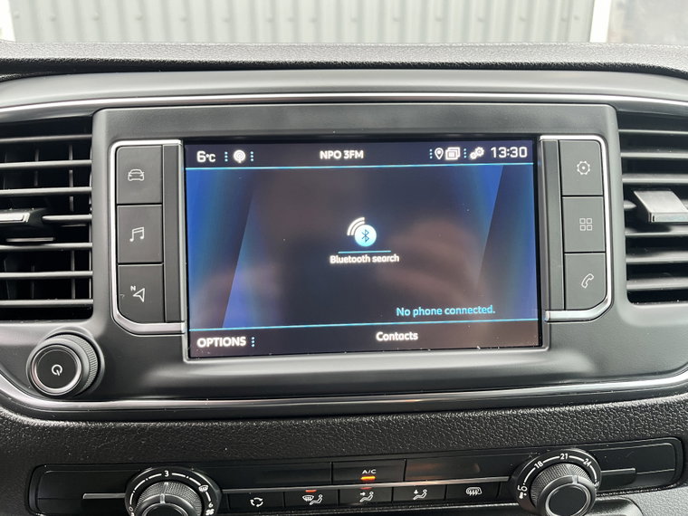 Vehicle Image 38