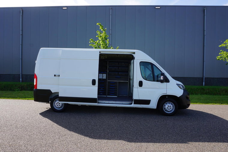 Vehicle Image 39