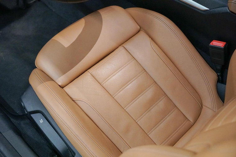 Vehicle Image 28