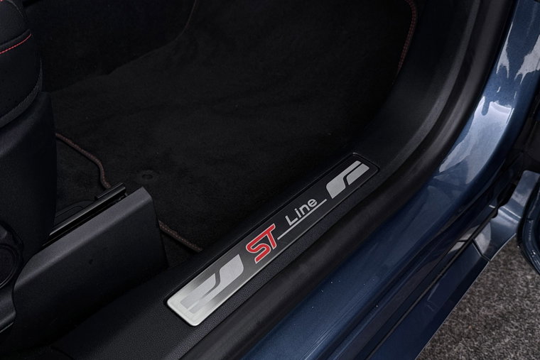 Vehicle Image 47