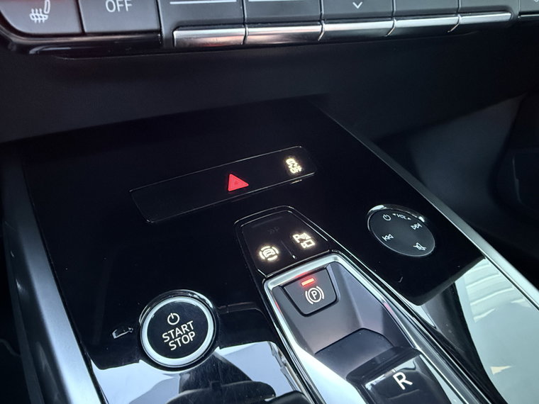 Vehicle Image 39