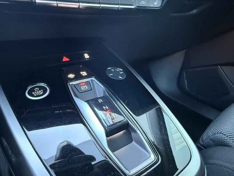Vehicle Image 40