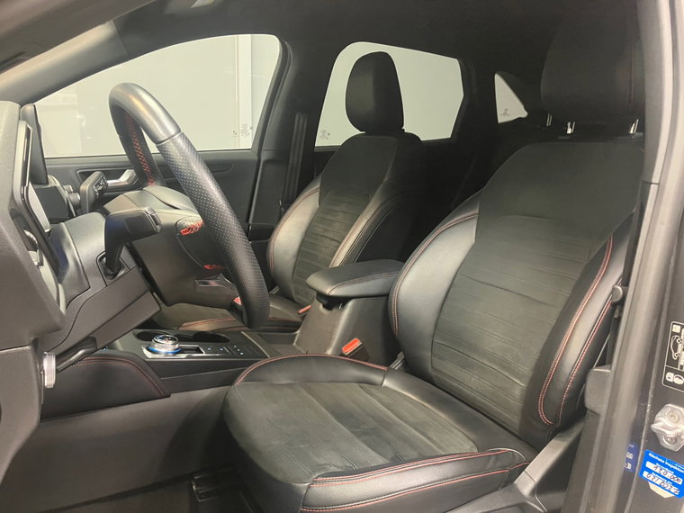 Vehicle Image 37
