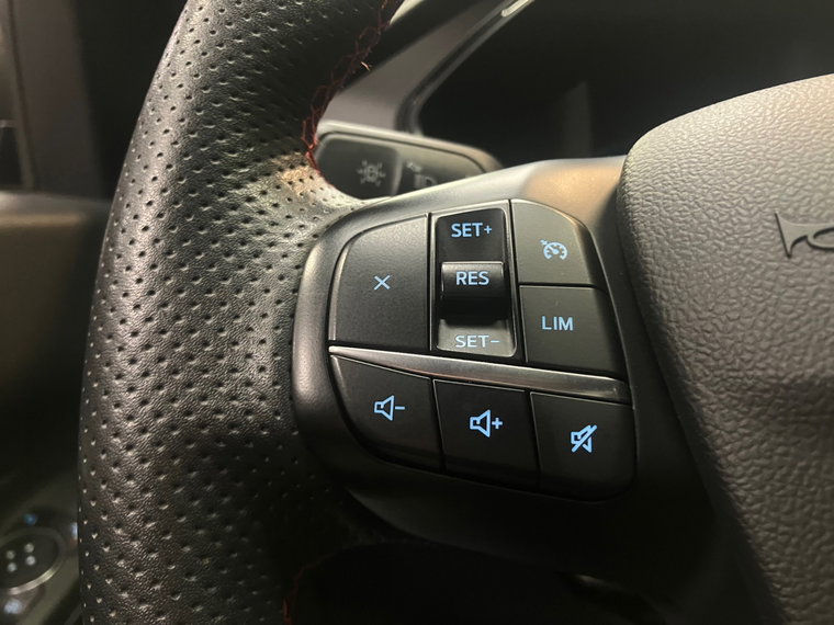 Vehicle Image 45