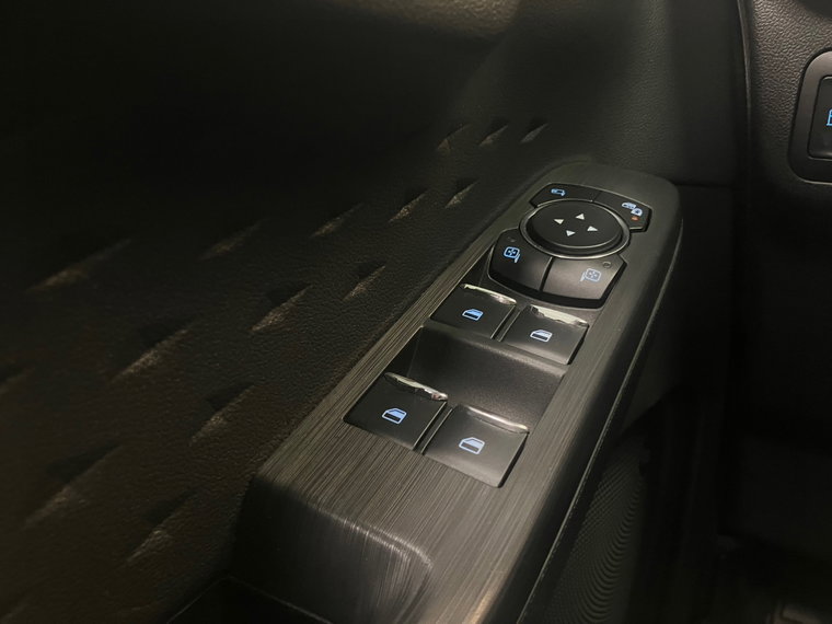 Vehicle Image 48