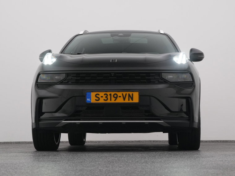 Vehicle Image 35