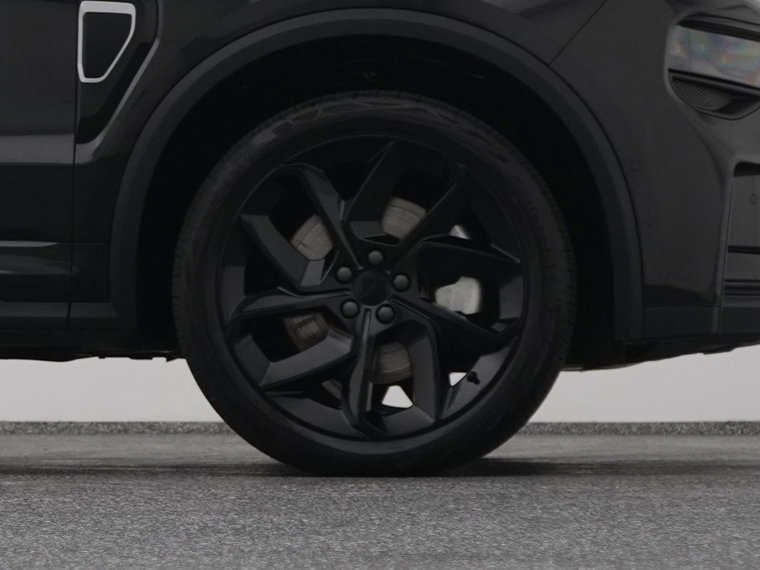 Vehicle Image 42