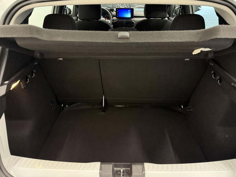 Vehicle Image 36