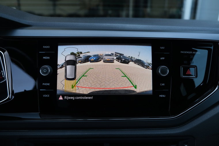 Vehicle Image 20