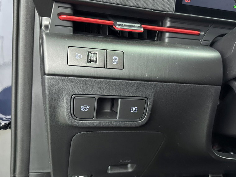 Vehicle Image 23