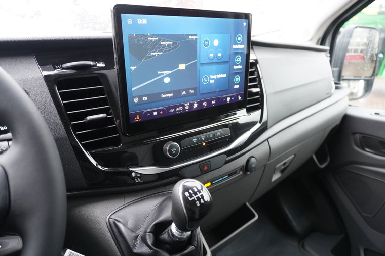 Vehicle Image 15