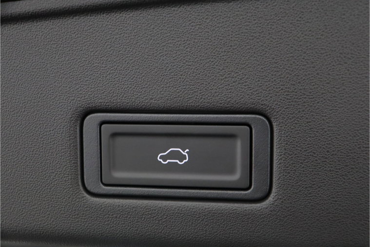 Vehicle Image 39