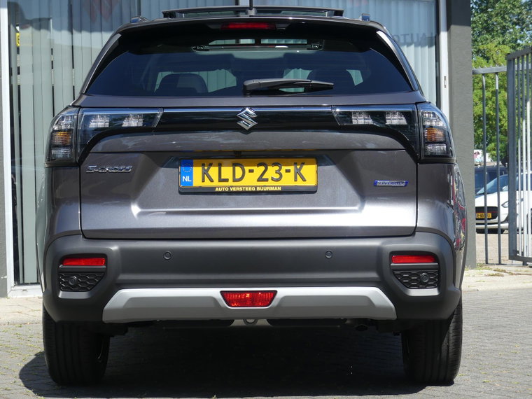 Vehicle Image 9