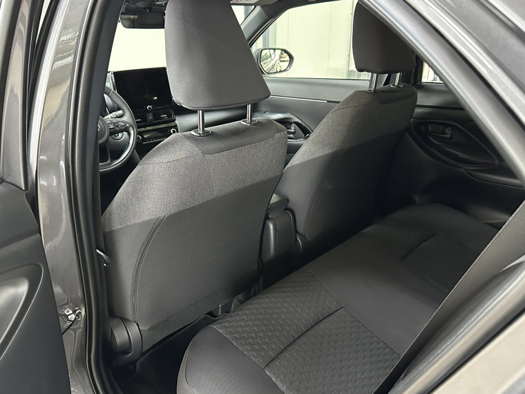 Vehicle Image 26