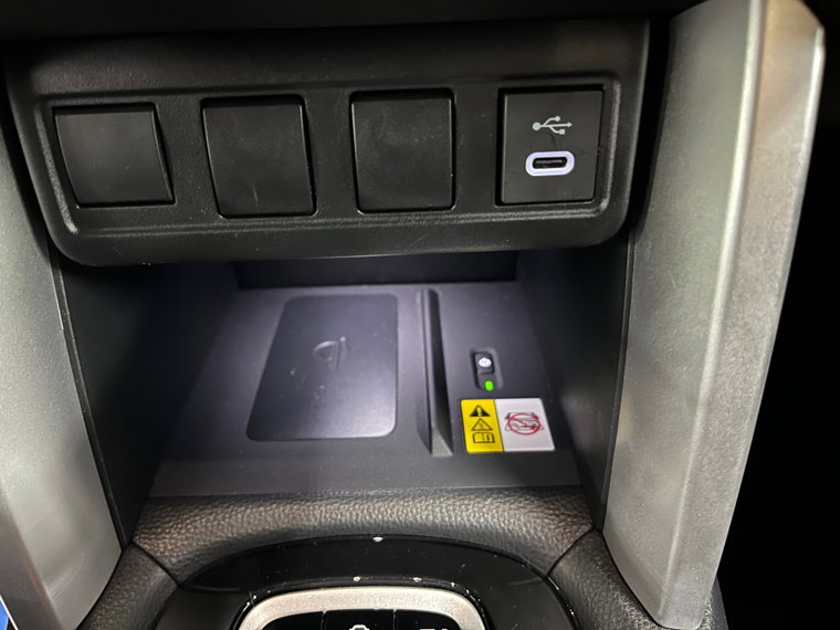Vehicle Image 35