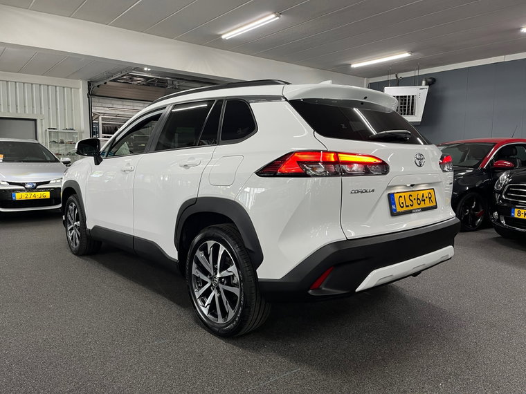 Vehicle Image 8